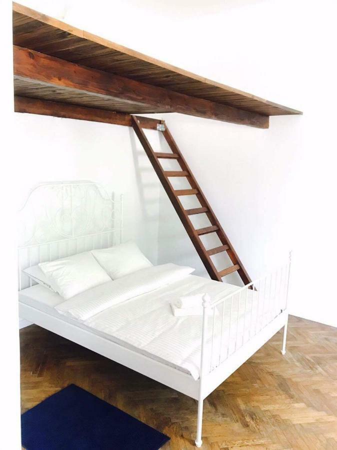 Przestrzenny Apartament W Centrum Krakowa. Bagian luar foto